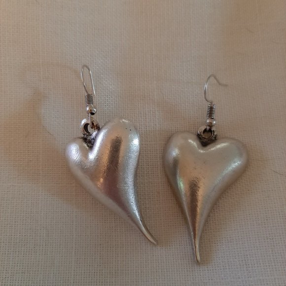 Modern Heart Drop Earrings - Picture 1 of 3